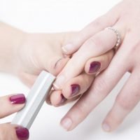 Cómo usar una lima de uñas de manera correcta