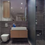 Cómo decorar y ganar más espacio en un baño pequeño