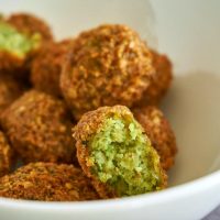 Albóndigas veganas de aguacate y quinoa