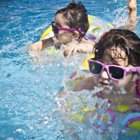 Consejos para sobrevivir a las vacaciones escolares. Cómo conciliar y disfrutar durante el parón escolar