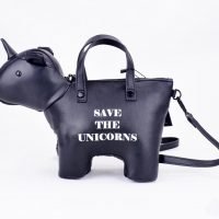 UNIKO I KORNIO es el bolso negro perfecto para regalar