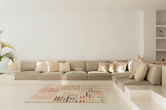 PANTONE™ by Lorena Canals: una colaboración con ¡alfombras a todo color!