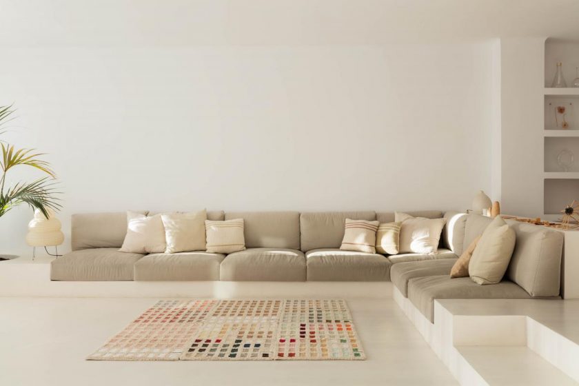 PANTONE™ by Lorena Canals: una colaboración con ¡alfombras a todo color!