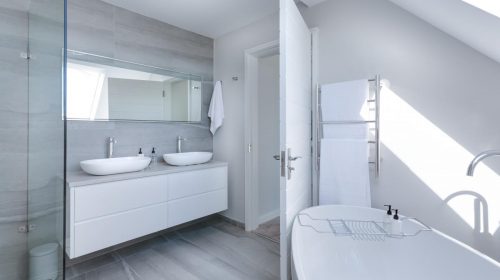 ¿Plato de ducha o bañera? Tú que eliges