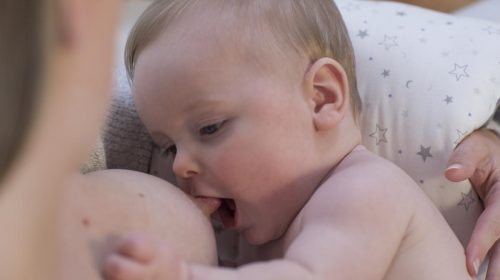 Anquiloglosia, qué es y cómo afecta a la lactancia