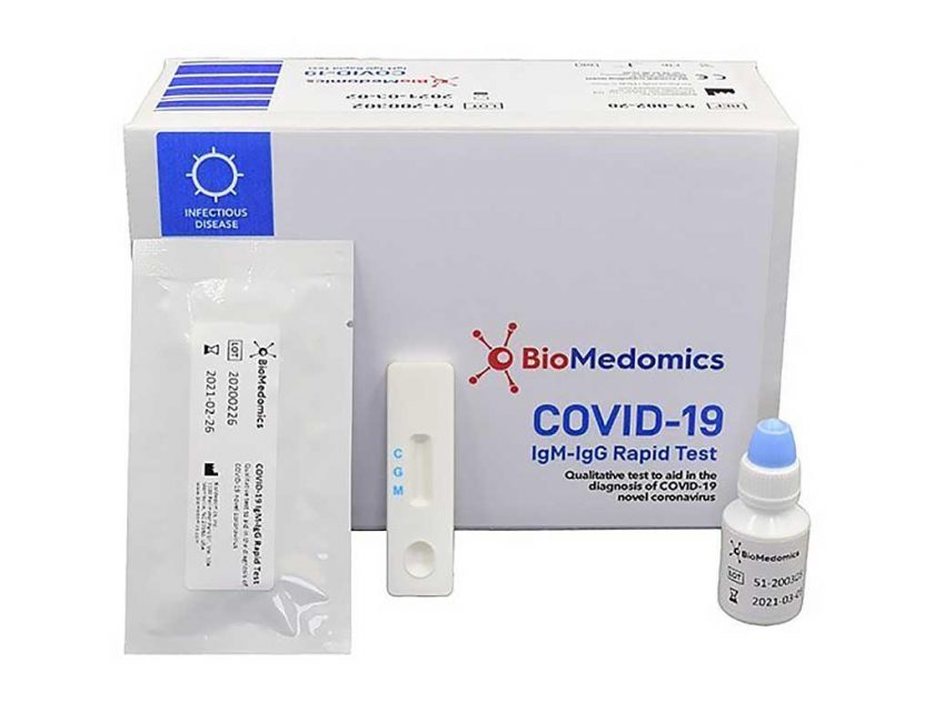 Las farmacias se preparan para la campaña otoñal con test combinados de gripe A, B y COVID