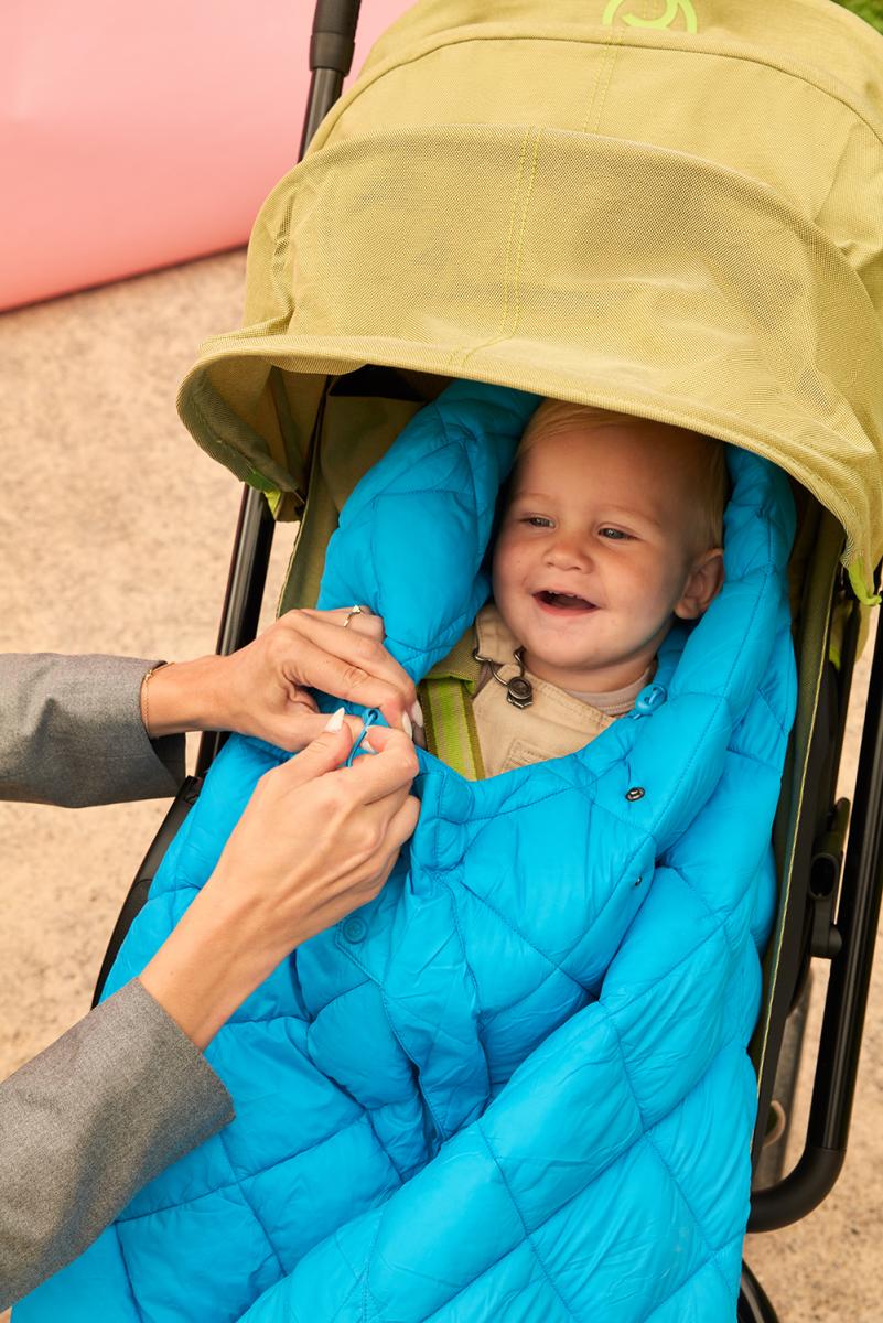 CYBEX SNØGGA, sacos cubrepiés para bebés fabricados a partir de materiales reciclados.