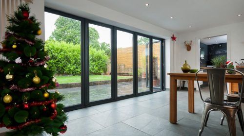 Cómo decorar el hogar esta Navidad ‘desde dentro hacia fuera’ y en clave de ahorro energético