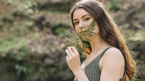 Plantas medicinales para sanar y recuperar tu cabello