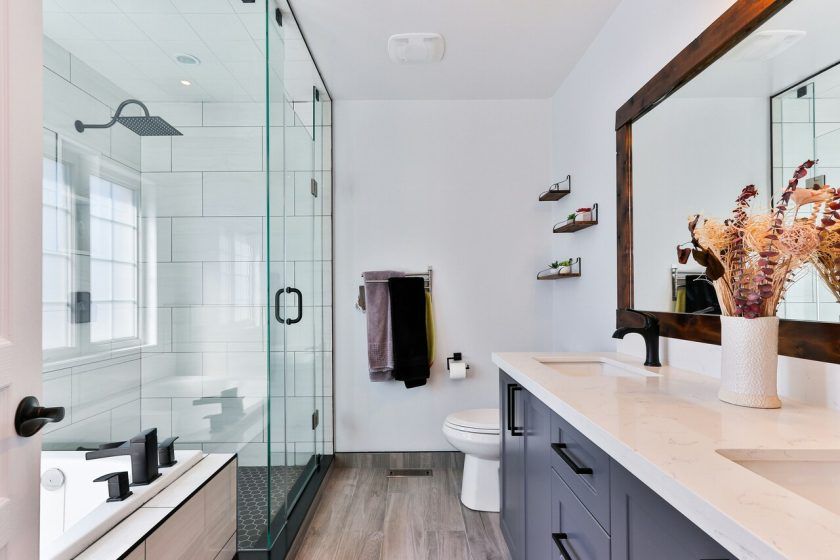 Renueva tu hogar: ¿por qué cambiar la bañera por una ducha es la mejor decisión?