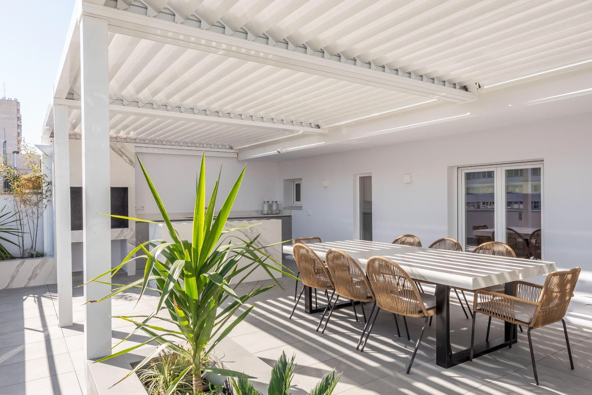 Errores arquitectónicos que arruinan una terraza o un jardín.