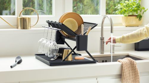 Brabantia revoluciona el fregadero con la colección Sink Side.