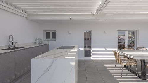 Arquitectura con sombra: claves para diseñar casas frescas sin aire acondicionado