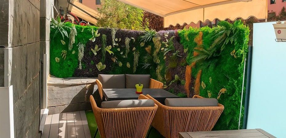 VIKENZO NATURE presenta las últimas tendencias en jardines verticales artificiales