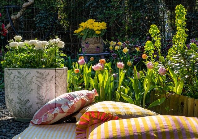 Tendencia para jardines en 2026 – Nostalgic Bloom Revival.