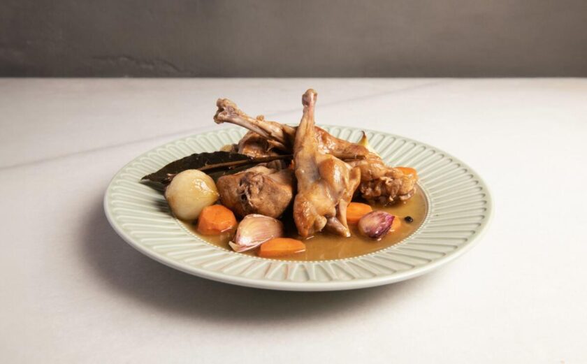 Conejo en escabeche, imprescindible en una dieta healthy.