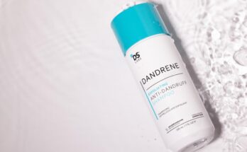 Protege el cuero cabelludo con la exfoliación Protege el cuero cabelludo con la exfoliación