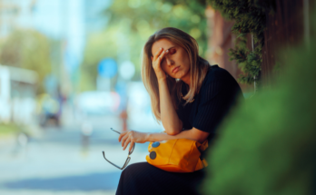 7 hábitos que envejecen tu piel sin que te des cuenta.