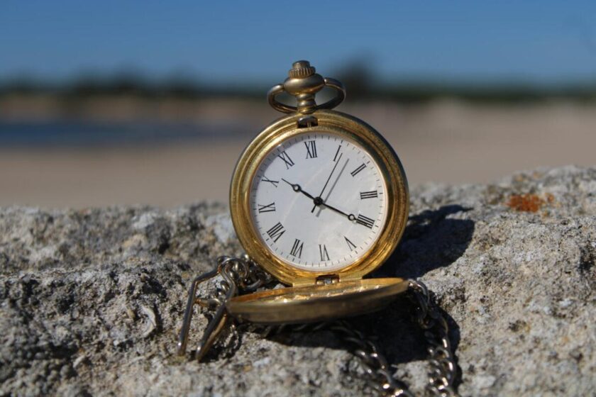 Cambio de hora: cómo ayudar a tu reloj biológico a adaptarse sin perder descanso. Cambio de hora: cómo ayudar a tu reloj biológico a adaptarse sin perder descanso.
