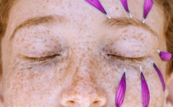 Primavera sin dramas: trucos para que tu piel y tu cabello sobrevivan al cambio de estación