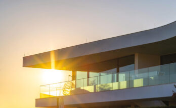 Vidrio fotovoltaico transparente.