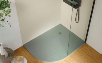 Textura, continuidad y diseño: la nueva propuesta de Acquabella para el baño.