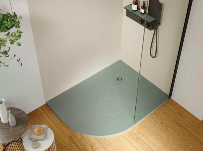 Textura, continuidad y diseño: la nueva propuesta de Acquabella para el baño.