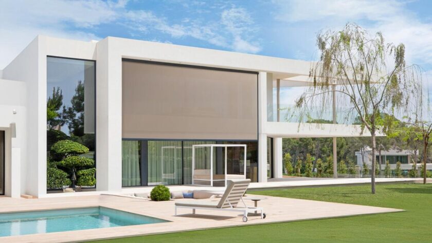 Z-Box XXL, la nueva cortina de gran formato con la que Bandalux redefine el confort exterior.