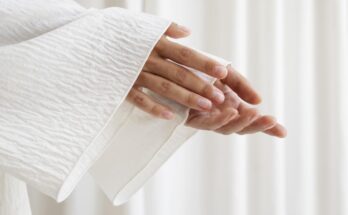 Cómo prevenir ante el calor que nuestras uñas se rompan o escamen.