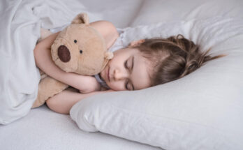 Cómo crear una rutina nocturna saludable para los más pequeños
