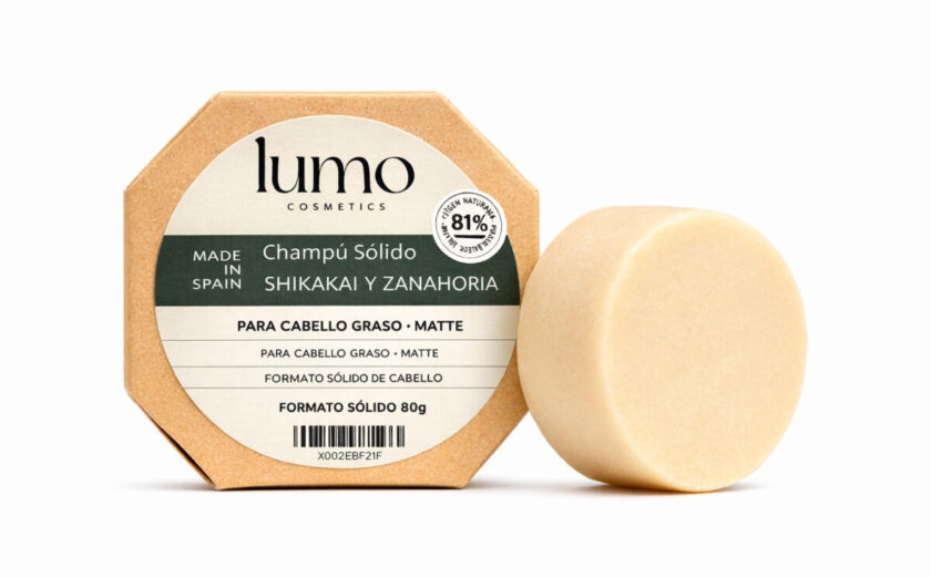 Shikakai, el ingrediente ayurvédico que limpia el cabello en profundidad.